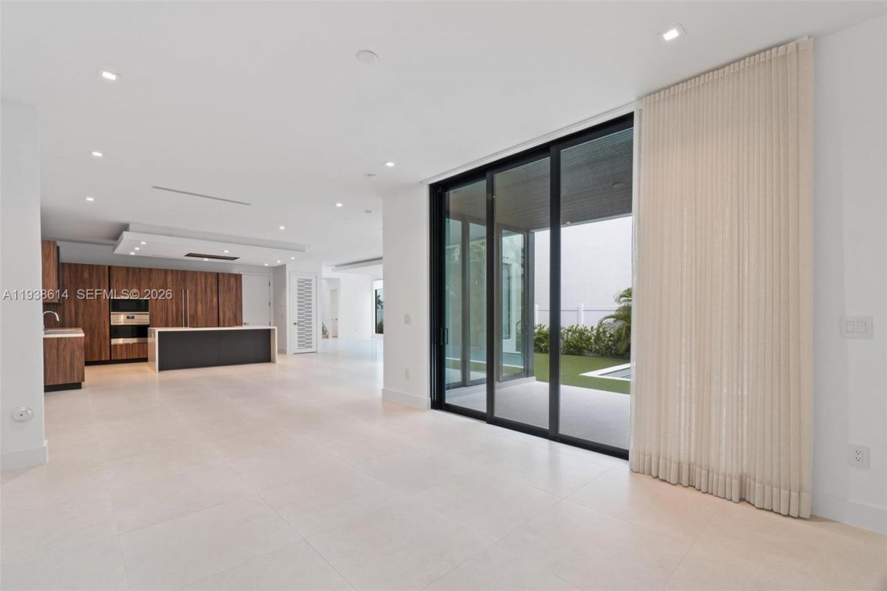 10536 NW 67th Ter , Unit 10536, Doral, FL 33178 Photo