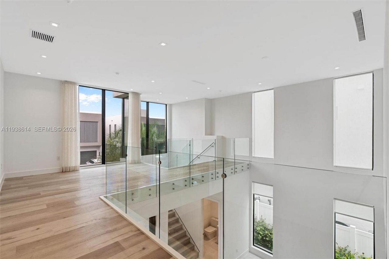 10536 NW 67th Ter , Unit 10536, Doral, FL 33178 Photo