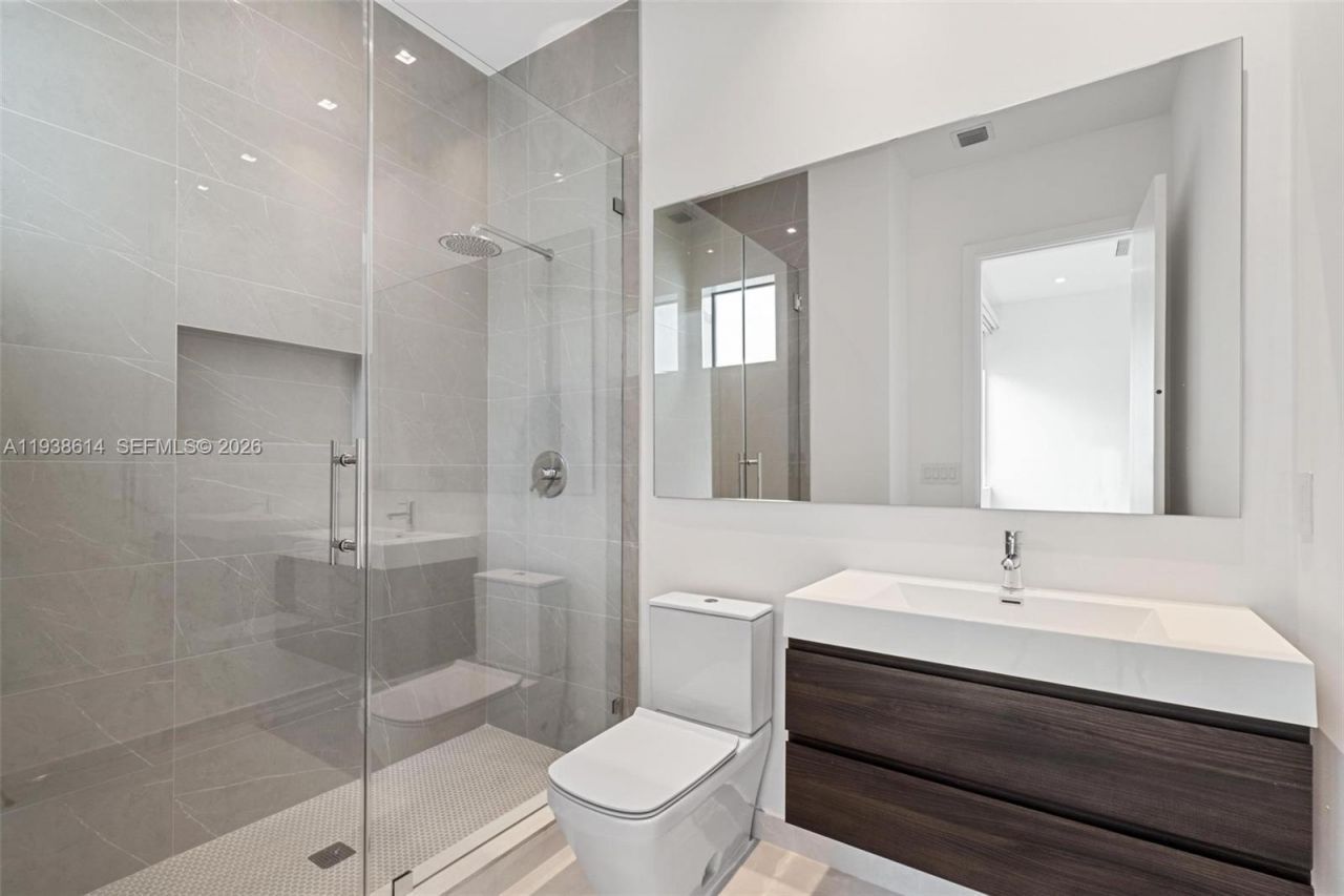 10536 NW 67th Ter , Unit 10536, Doral, FL 33178 Photo