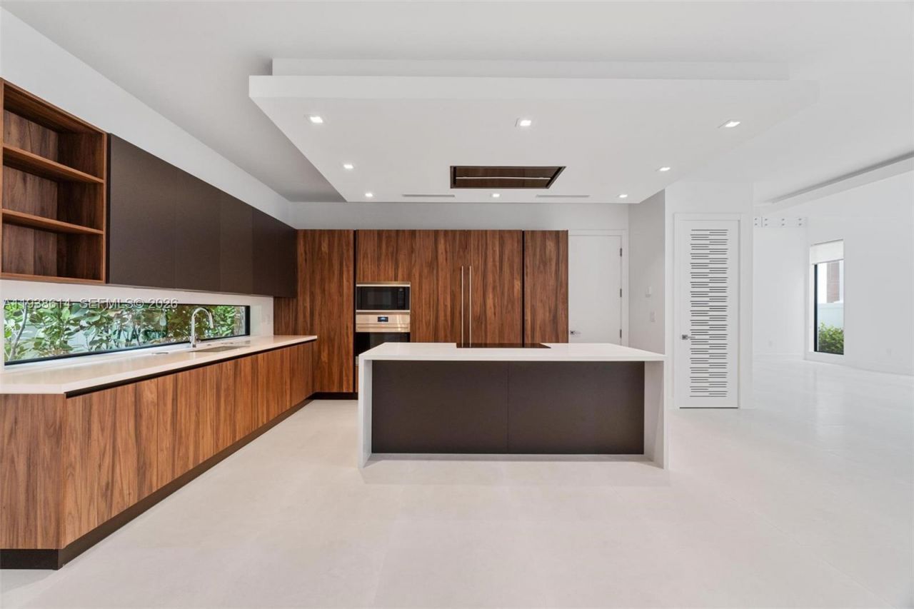 10536 NW 67th Ter , Unit 10536, Doral, FL 33178 Photo