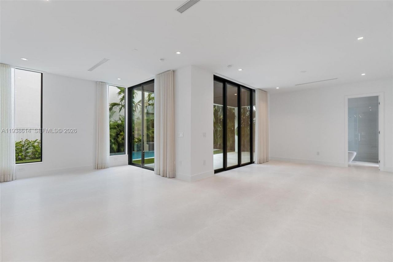 10536 NW 67th Ter , Unit 10536, Doral, FL 33178 Photo