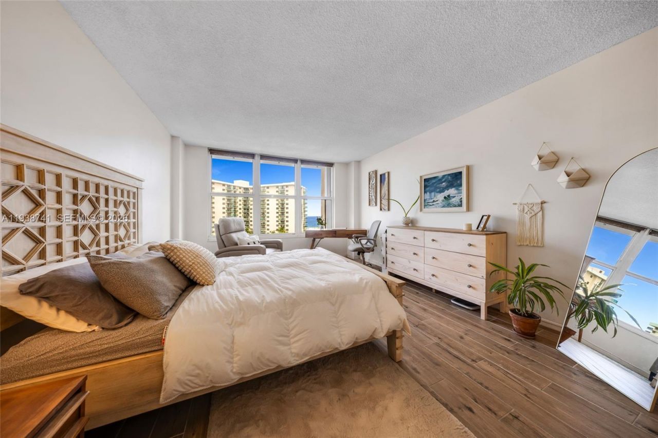 3800 S Ocean Dr, Unit 817, Hollywood, FL 33019 Photo