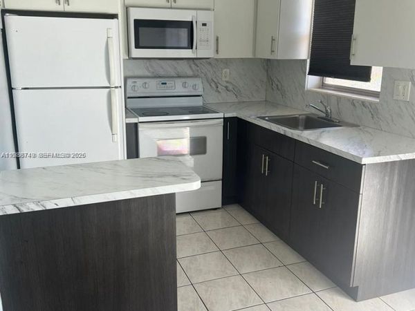 7505 SW 82nd St , Unit 314, Miami, FL 33143