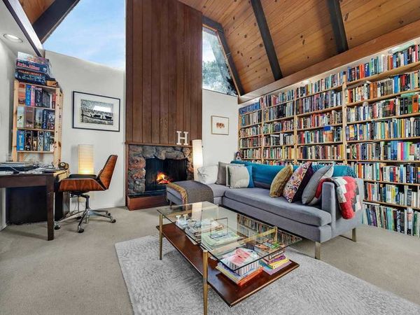 5982 5982 Ascot Dr, Oakland, CA 94611