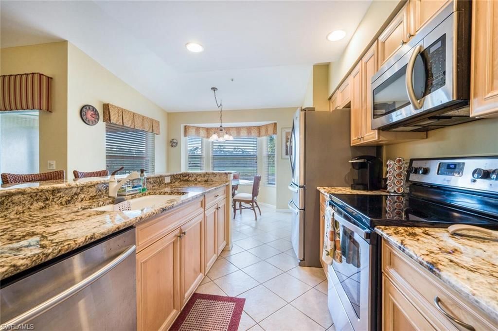 7635 Arbor Lakes Ct, Unit 2423, Naples, FL 34112 Photo