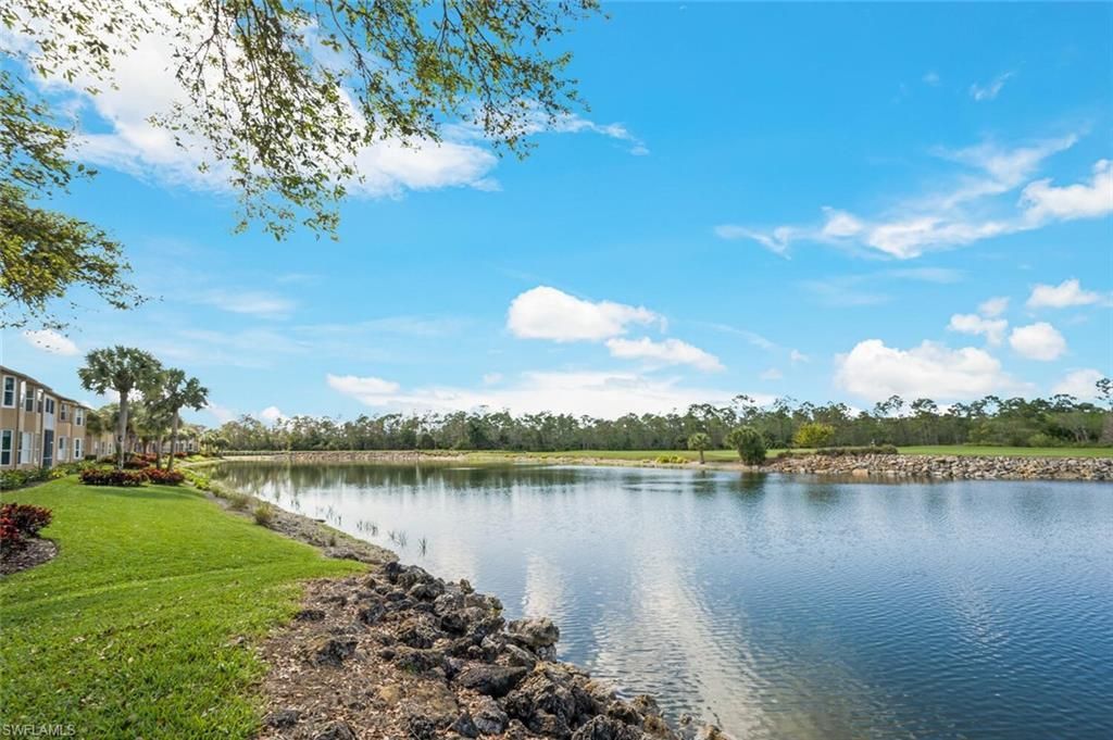 7635 Arbor Lakes Ct, Unit 2423, Naples, FL 34112 Photo