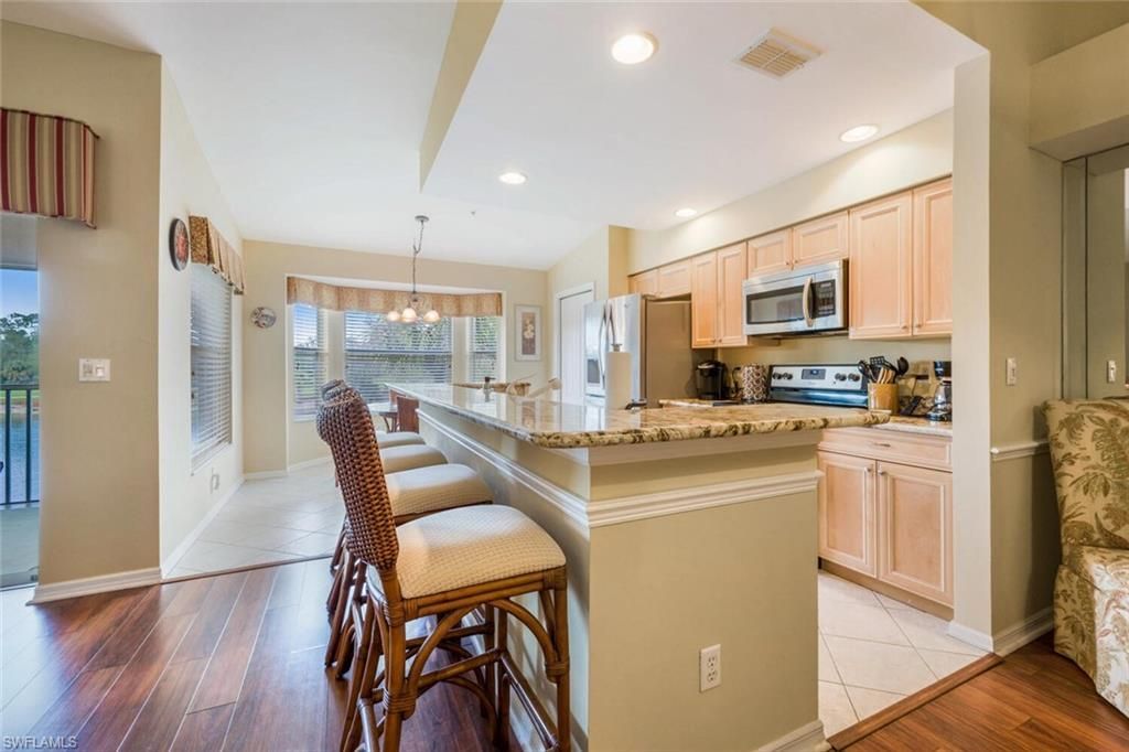 7635 Arbor Lakes Ct, Unit 2423, Naples, FL 34112 Photo