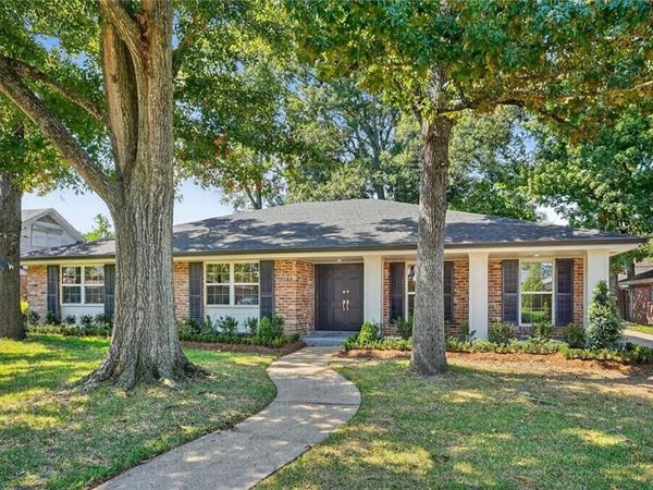 10120 IDLEWOOD Place, River Ridge, LA 70123