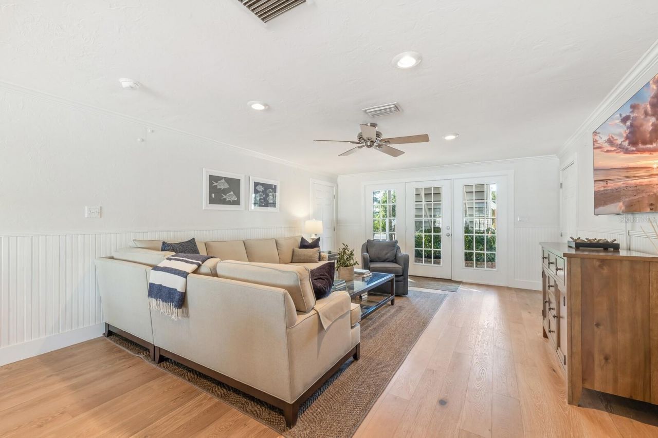 161 1st Street E, Boca Grande, FL 33921 Photo