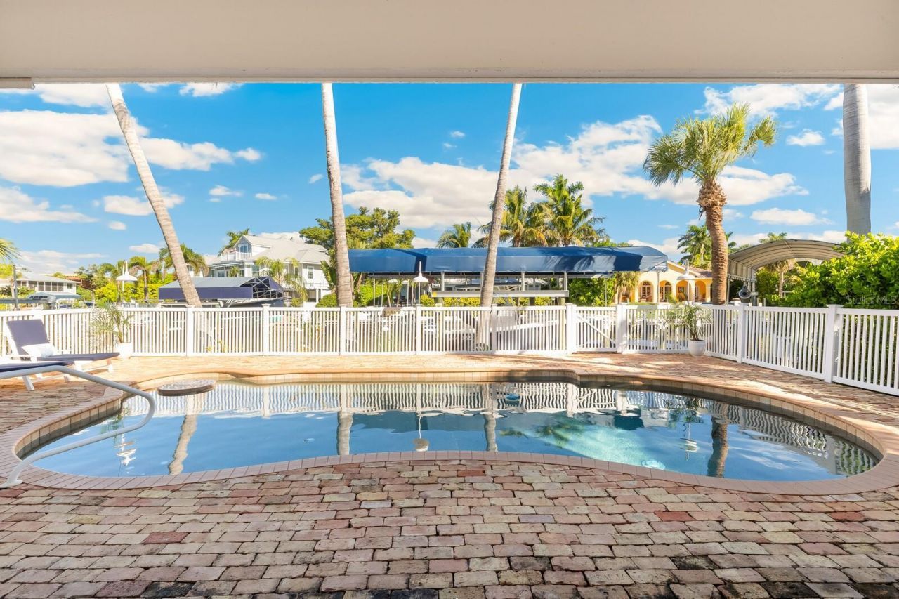 161 1st Street E, Boca Grande, FL 33921 Photo