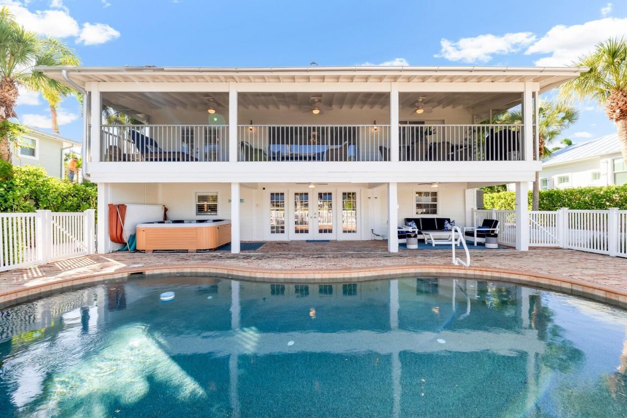 161 1st Street E, Boca Grande, FL 33921 Photo