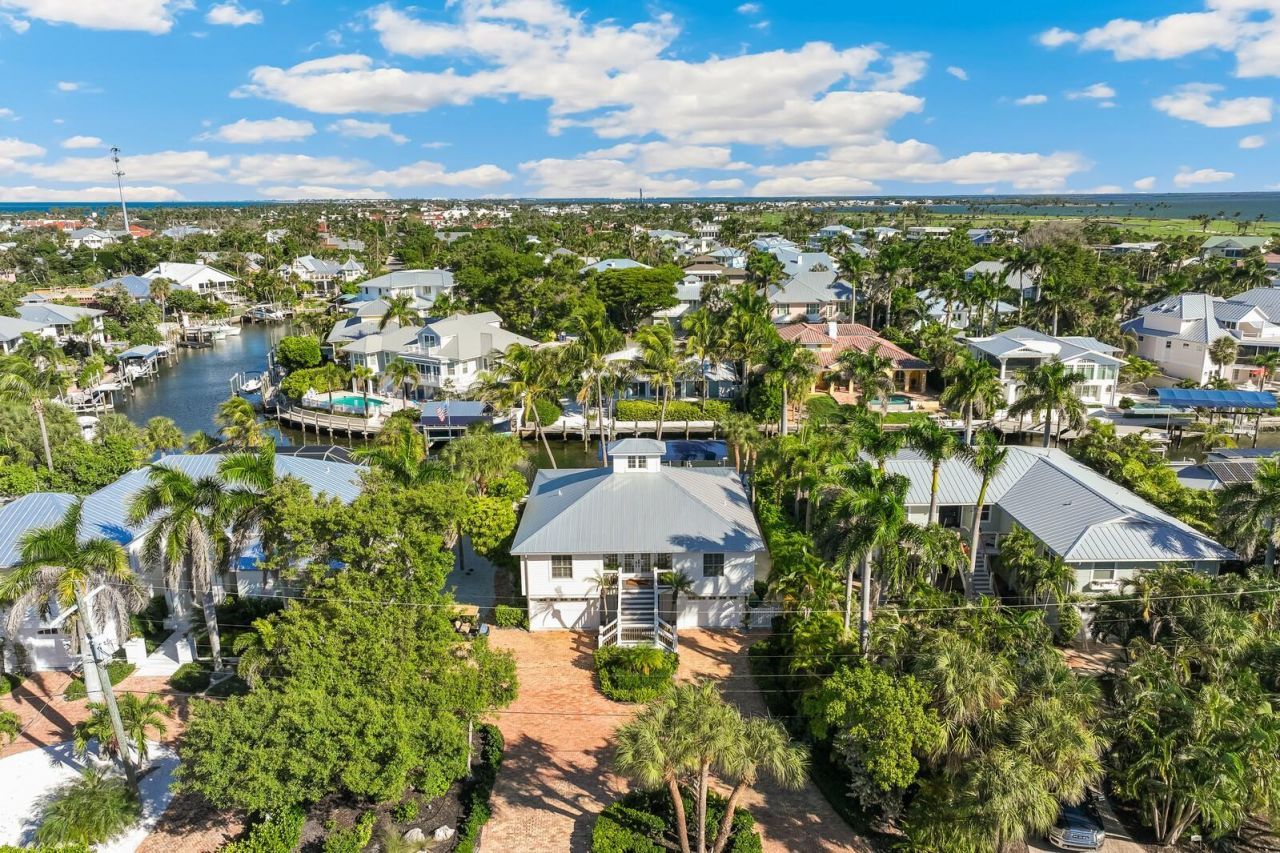 161 1st Street E, Boca Grande, FL 33921 Photo