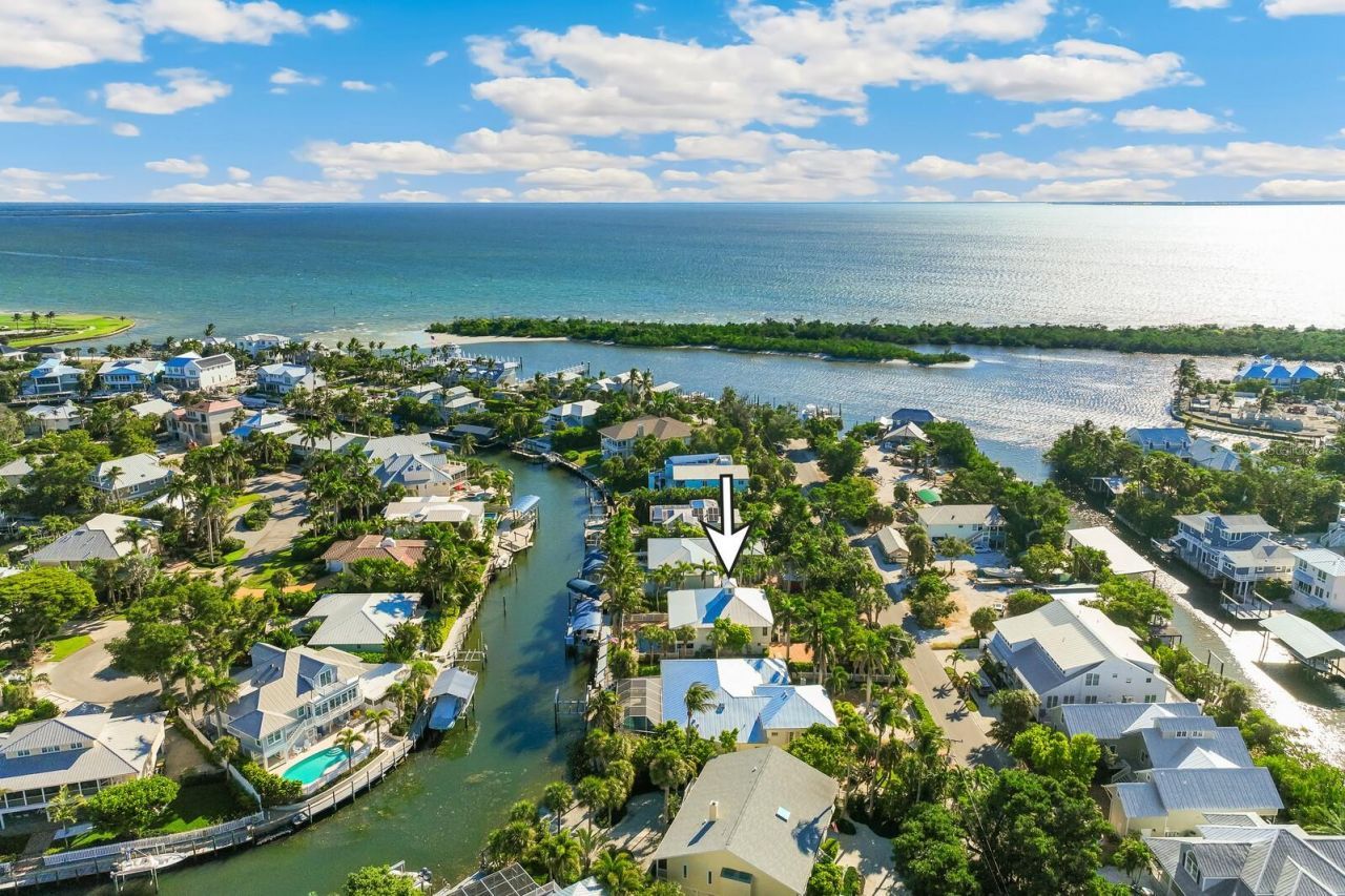 161 1st Street E, Boca Grande, FL 33921 Photo