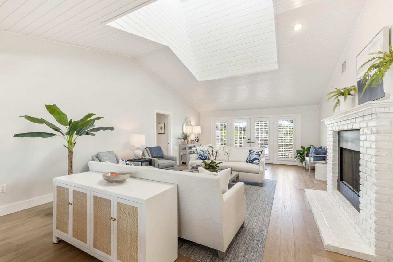 161 1st Street E, Boca Grande, FL 33921 Photo