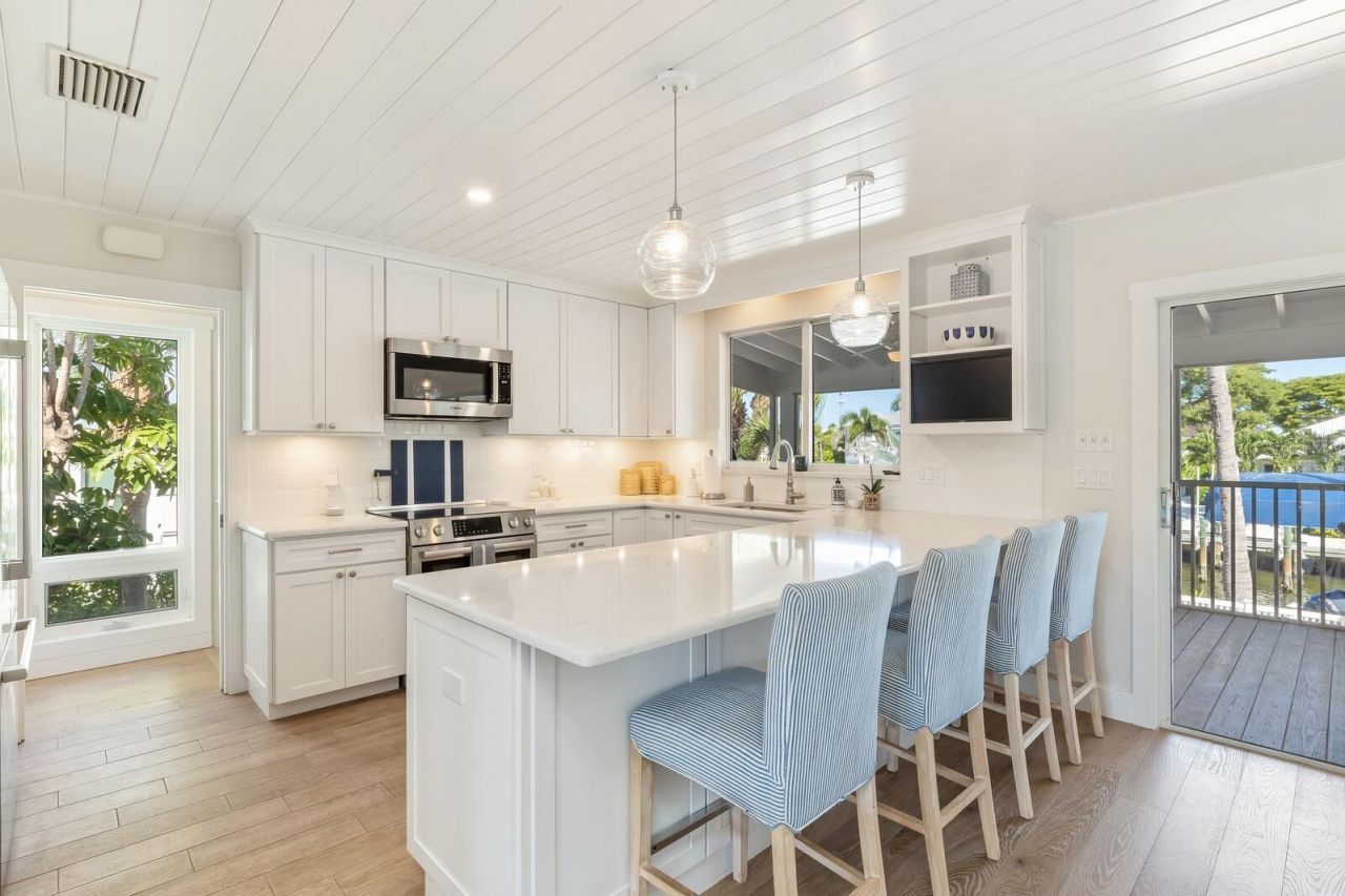 161 1st Street E, Boca Grande, FL 33921 Photo