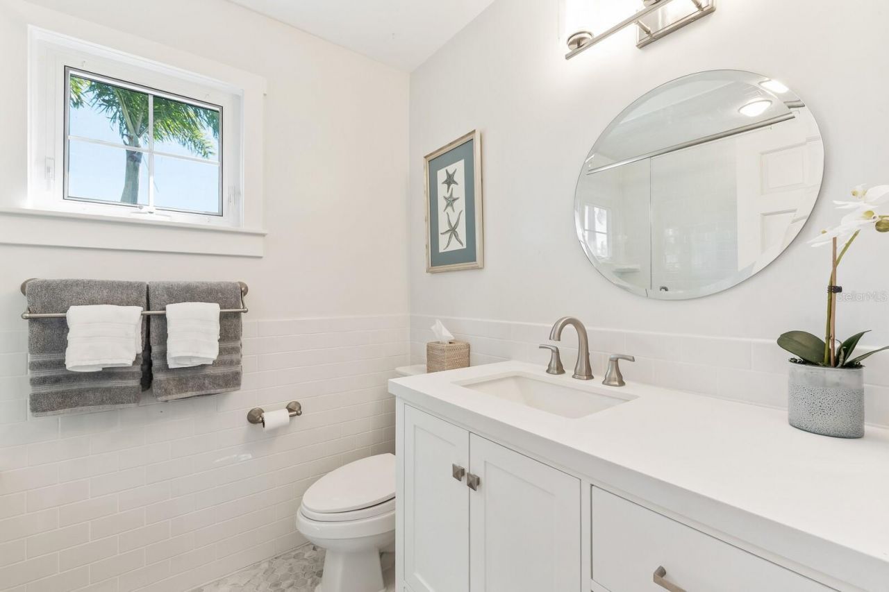 161 1st Street E, Boca Grande, FL 33921 Photo