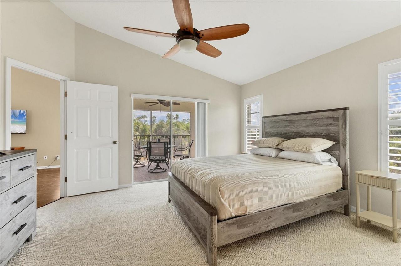 803 Montrose Drive, Unit 201, Venice, FL 34293 Photo