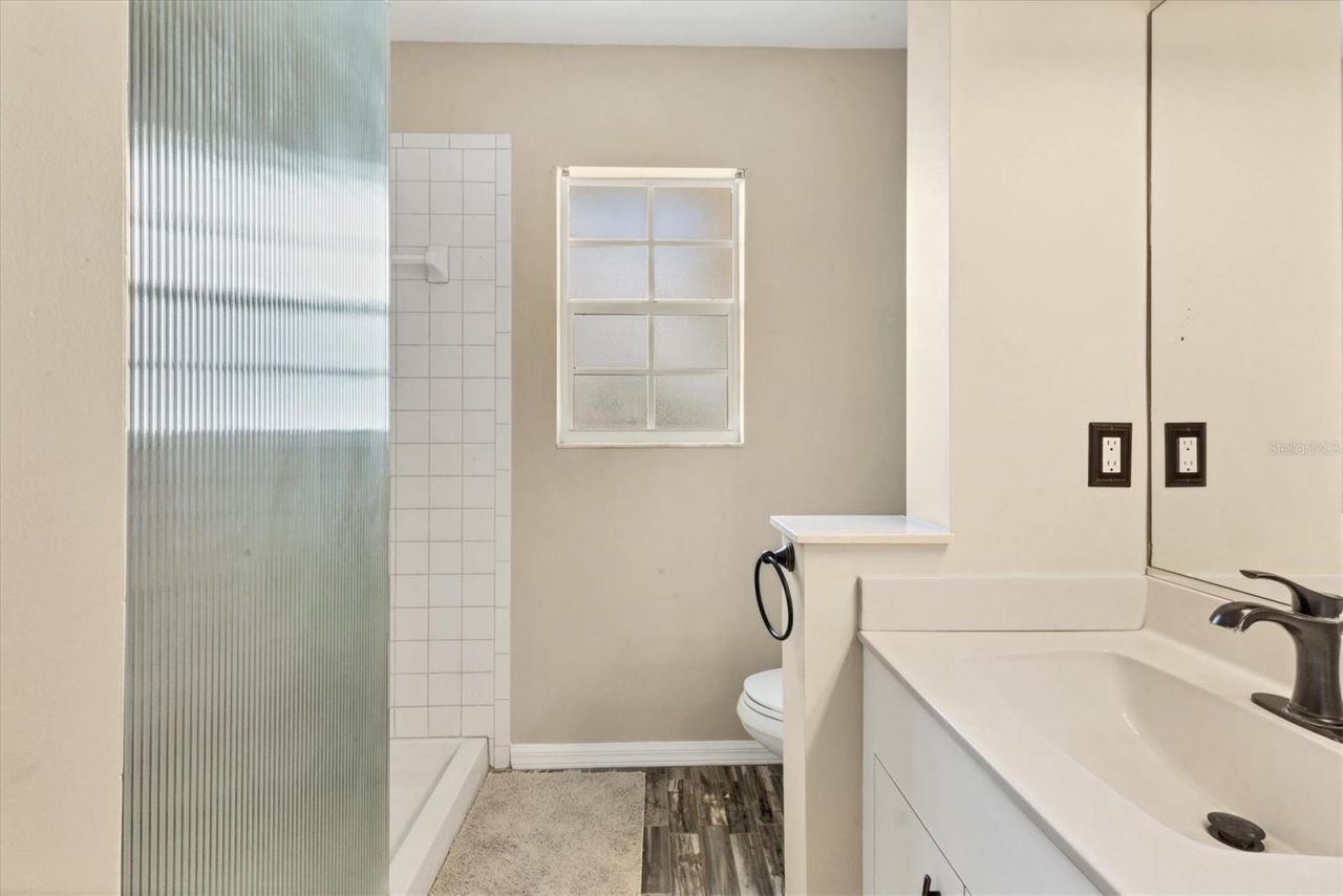 803 Montrose Drive, Unit 201, Venice, FL 34293 Photo