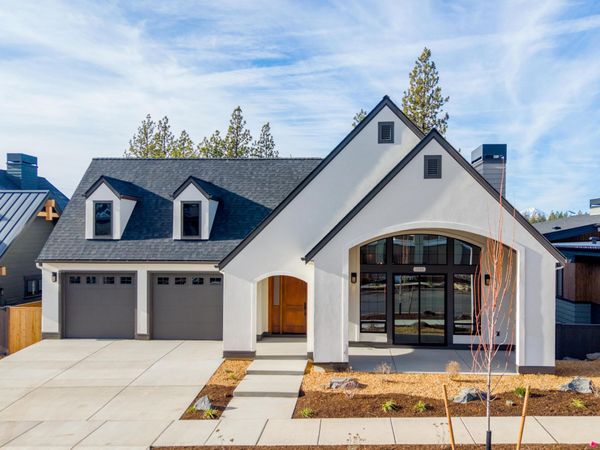 2999 NW Polarstar Avenue, Unit 45, Bend, OR 97703