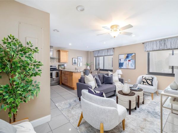 425 Shore Rd, Unit 2B, Long Beach, NY 11561