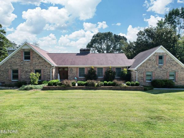 201 County Road 577 , Englewood, TN 37329