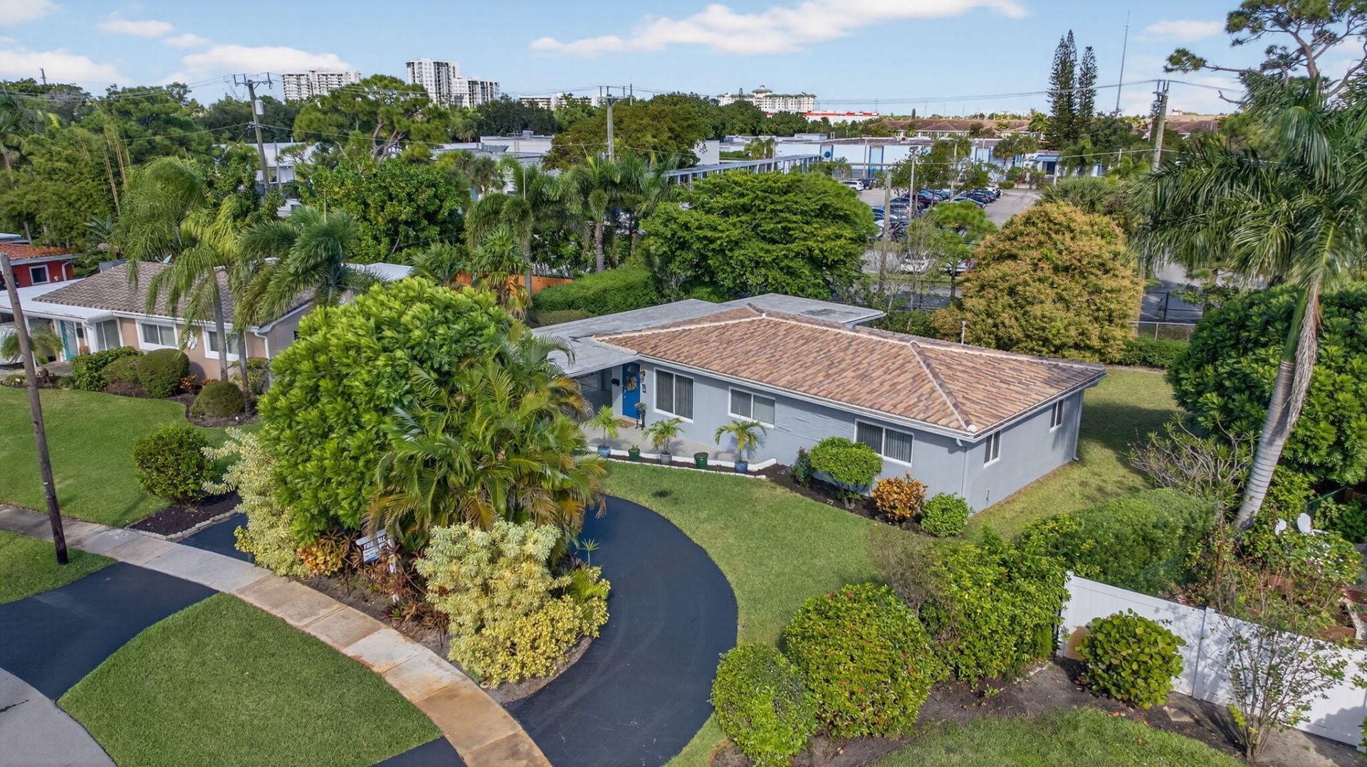 425 SW 10th Street, Pompano Beach, FL 33060 Photo