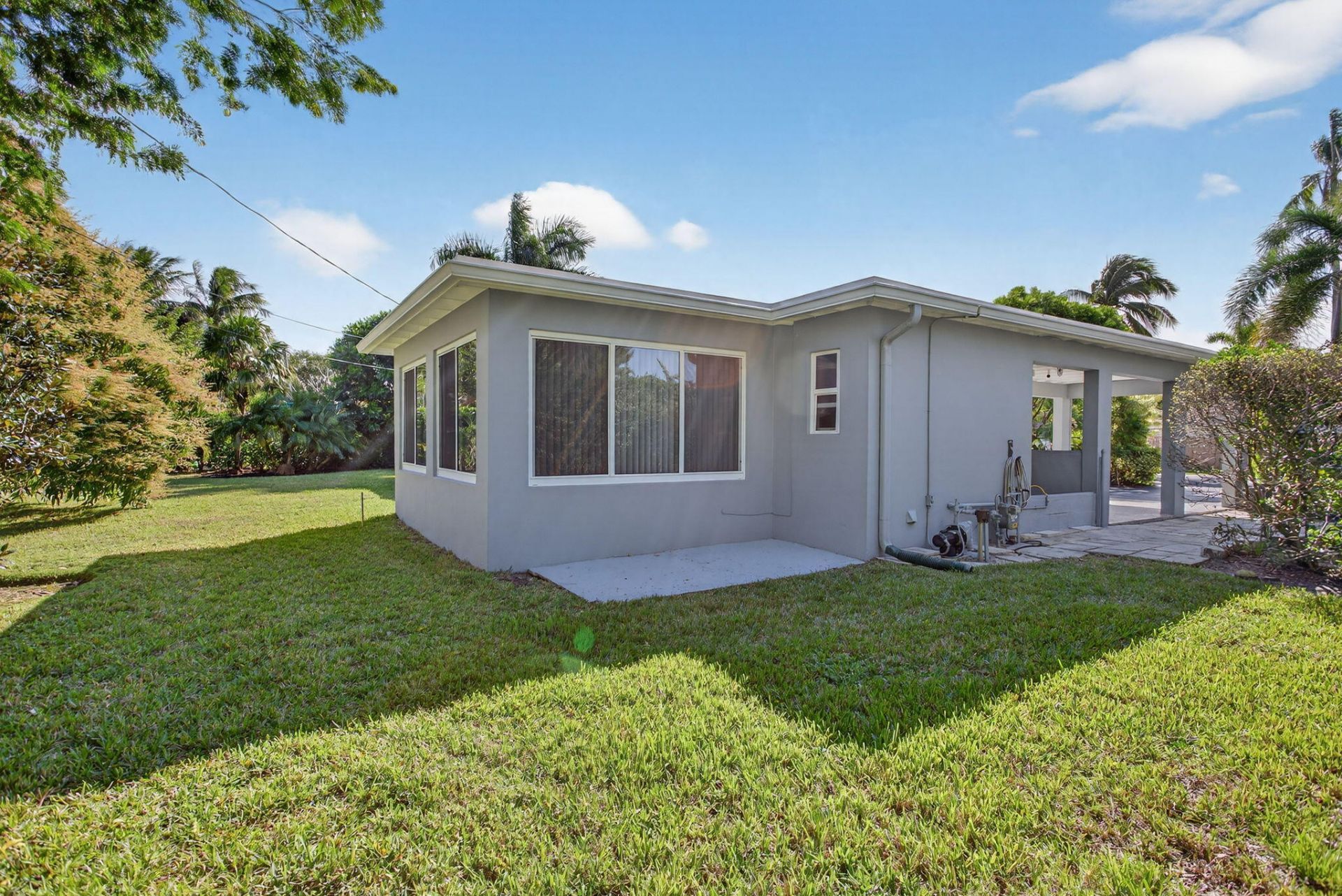 425 SW 10th Street, Pompano Beach, FL 33060 Photo