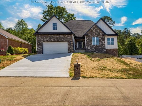 254 James Circle, Culloden, WV 25510