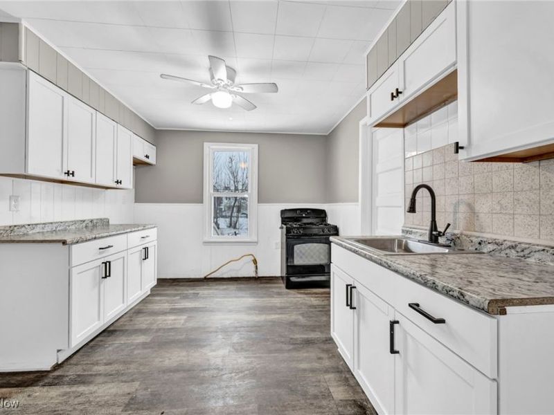 3147 W 92nd Street, Cleveland, OH 44102 Photo 19