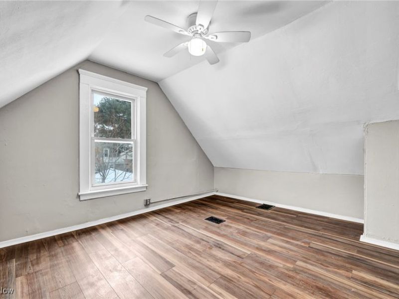 3147 W 92nd Street, Cleveland, OH 44102 Photo 32