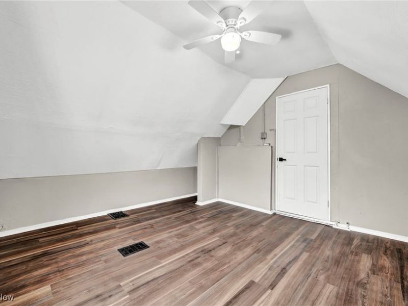 3147 W 92nd Street, Cleveland, OH 44102 Photo 33