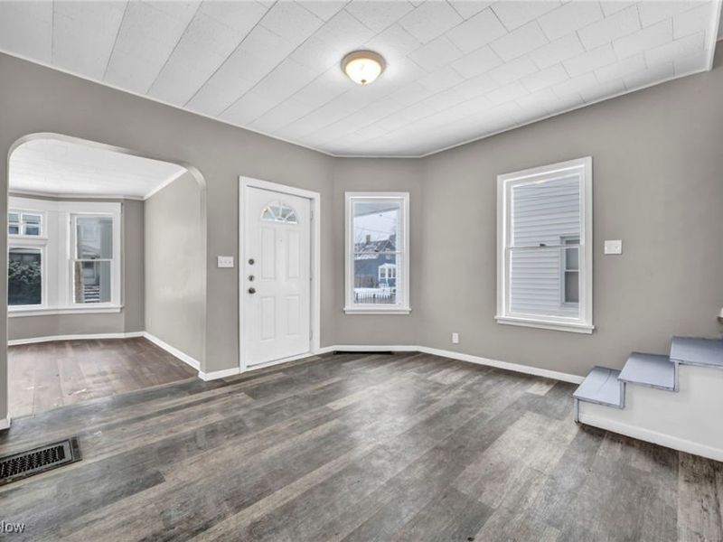 3147 W 92nd Street, Cleveland, OH 44102 Photo 5