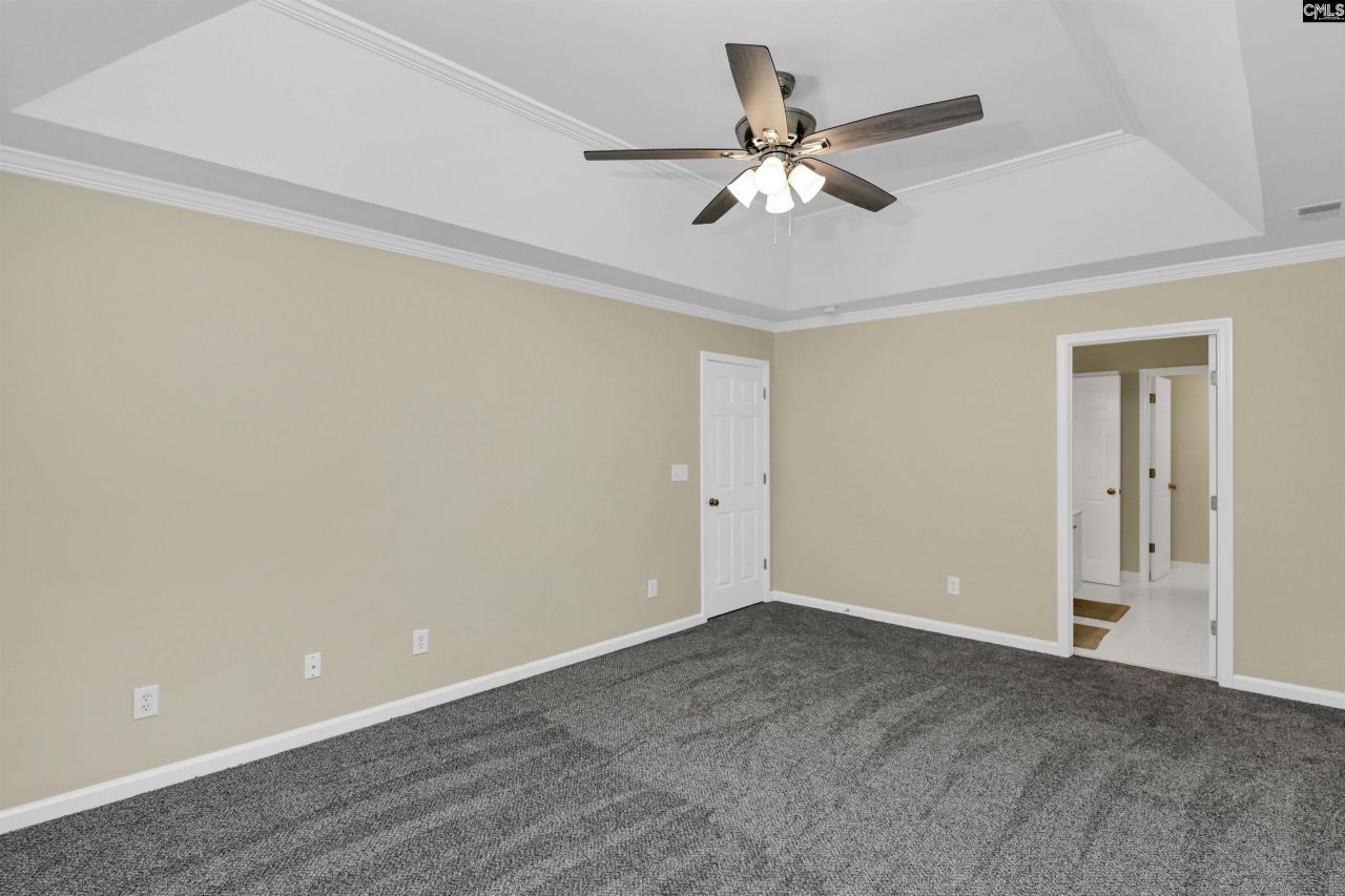 10 Maple Tree Court Photo 15