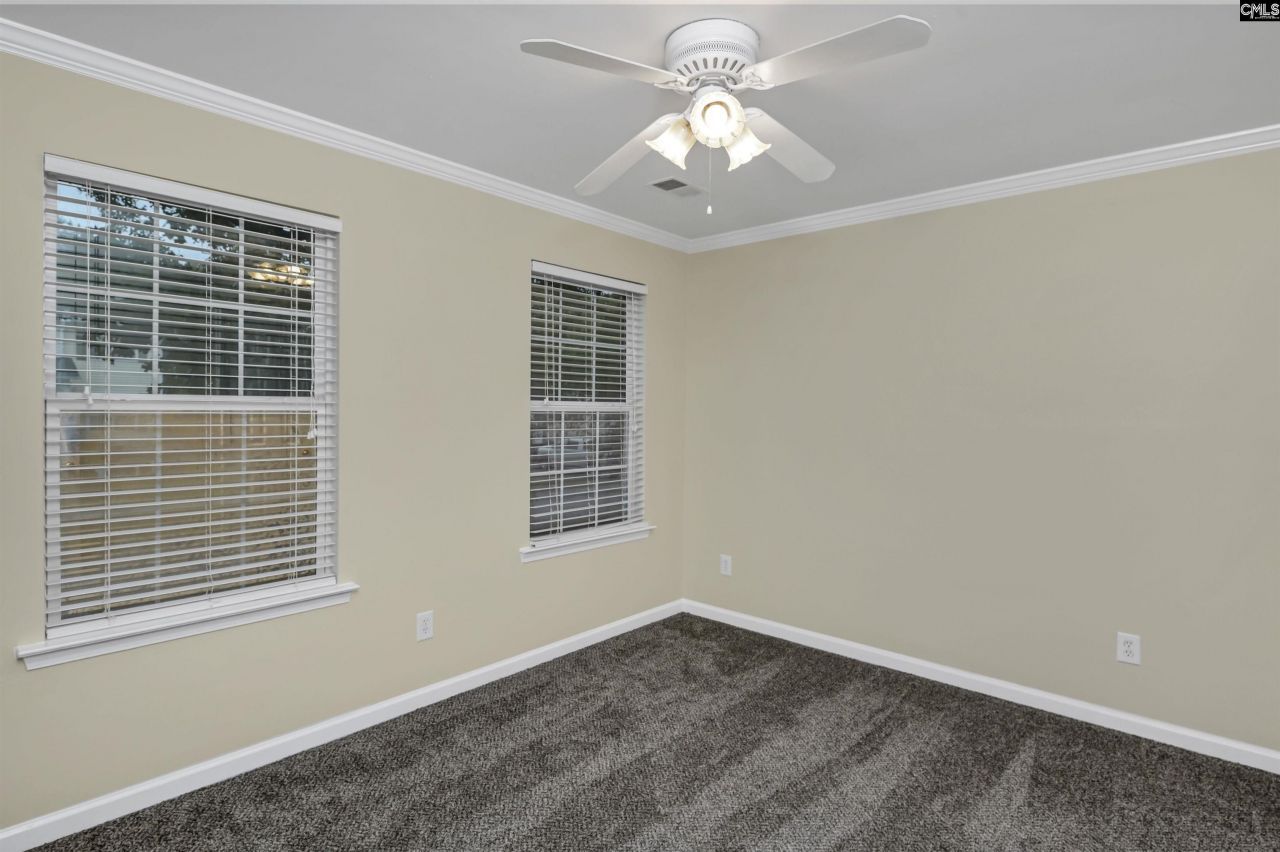 10 Maple Tree Court Photo 18