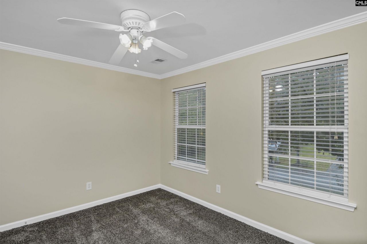 10 Maple Tree Court Photo 19