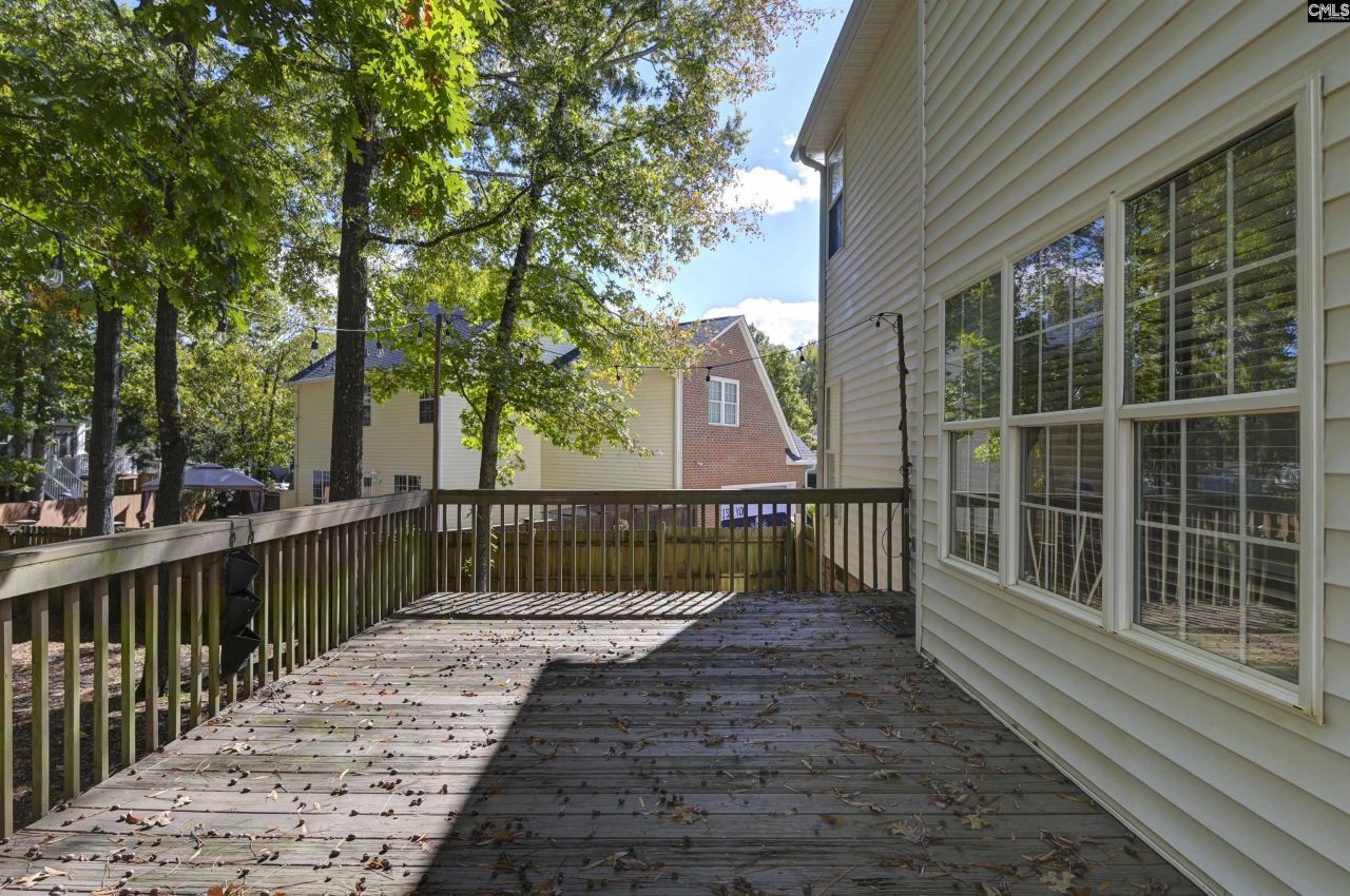 10 Maple Tree Court Photo 22