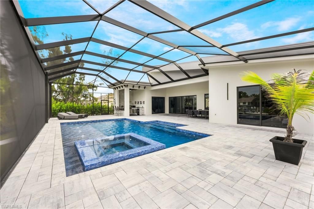 215 SE 28th Ter, Cape Coral, FL 33904 Photo