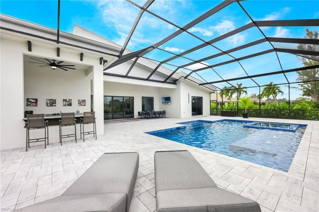 215 SE 28th Ter, Cape Coral, FL 33904 Photo