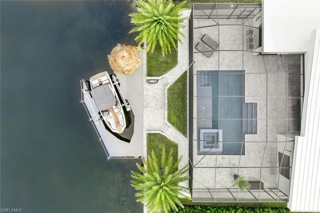 215 SE 28th Ter, Cape Coral, FL 33904 Photo