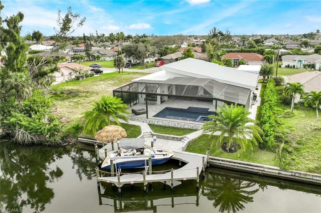 215 SE 28th Ter, Cape Coral, FL 33904 Photo