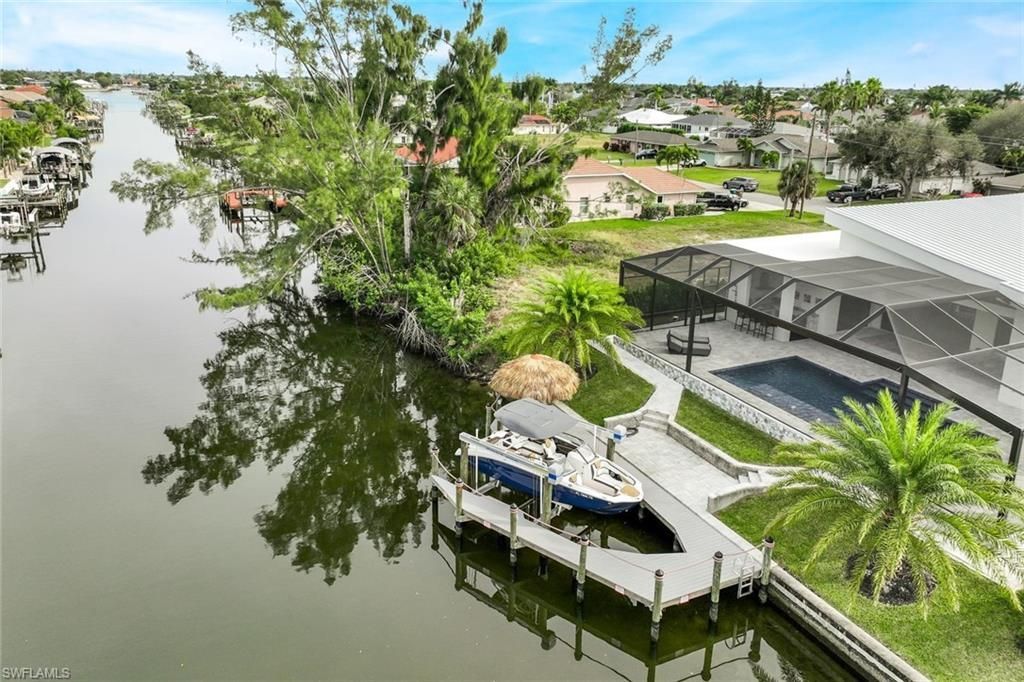 215 SE 28th Ter, Cape Coral, FL 33904 Photo
