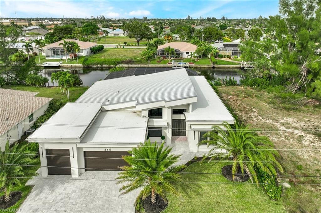 215 SE 28th Ter, Cape Coral, FL 33904 Photo