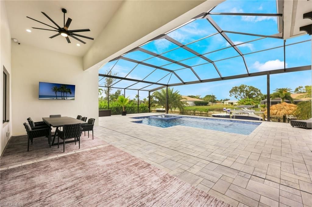 215 SE 28th Ter, Cape Coral, FL 33904 Photo