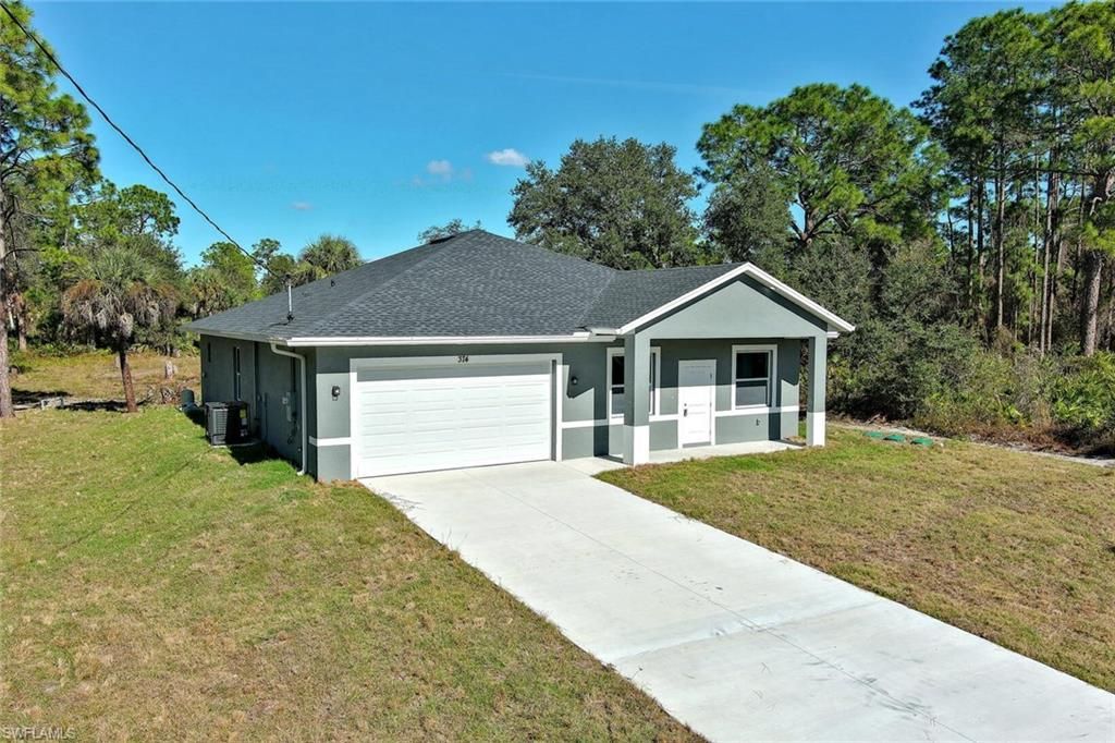 374 Nestle Ave, Lehigh Acres, FL 33972 Photo