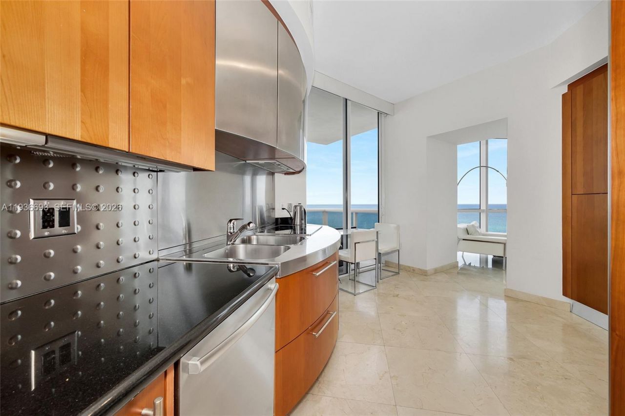 18101 Collins Ave , Unit 1609, Sunny Isles Beach, FL 33160 Photo