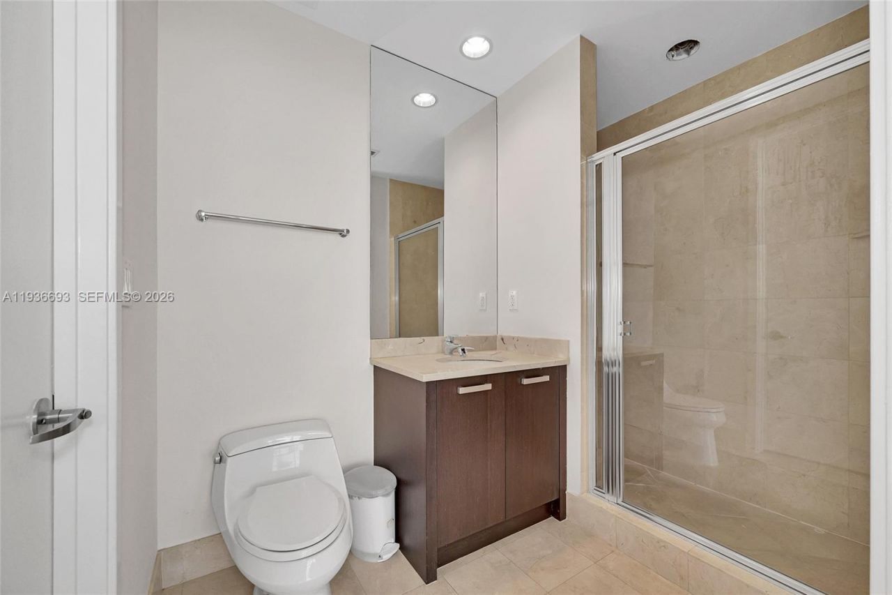 18101 Collins Ave , Unit 1609, Sunny Isles Beach, FL 33160 Photo