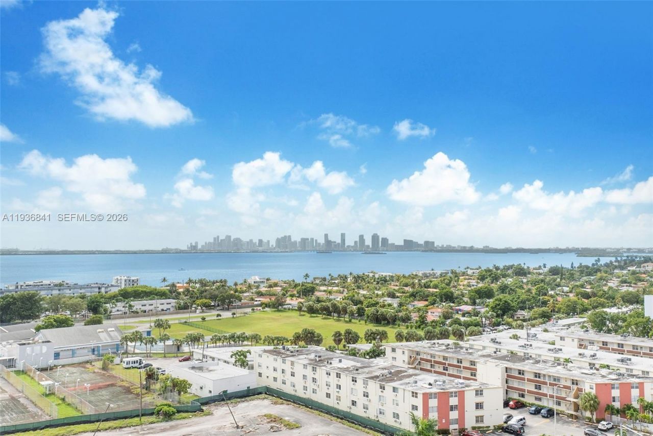 1865 79th St Cswy , Unit 15N, North Bay Village, FL 33141 Photo