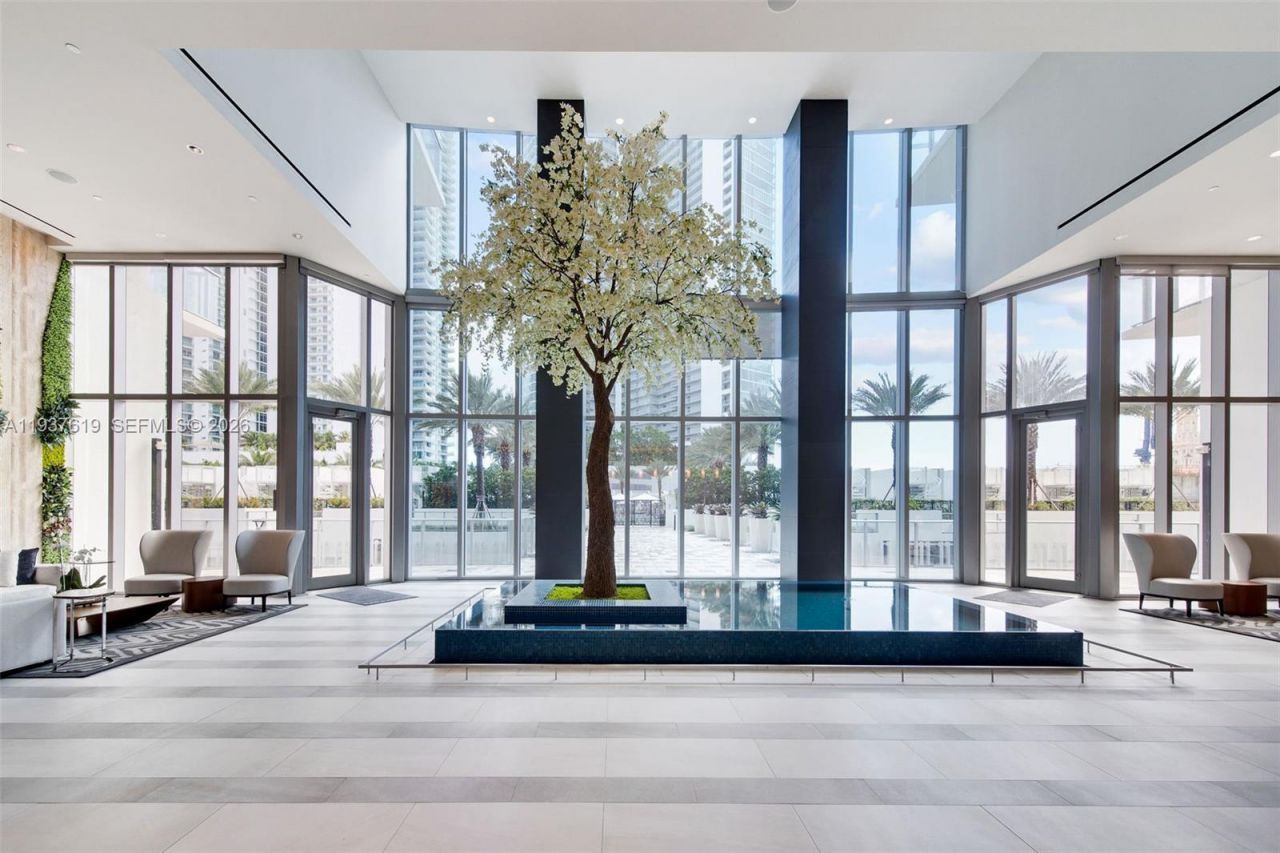 851 NE 1st Avenue, Unit 2601, Miami, FL 33132 Photo