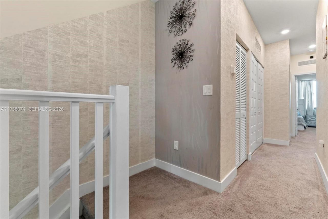 8367 Central Park Blvd, Unit 8367, Doral, FL 33166 Photo