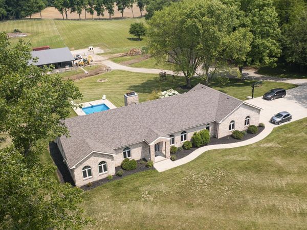 5152 S Tecumseh Road, Springfield, OH 45502